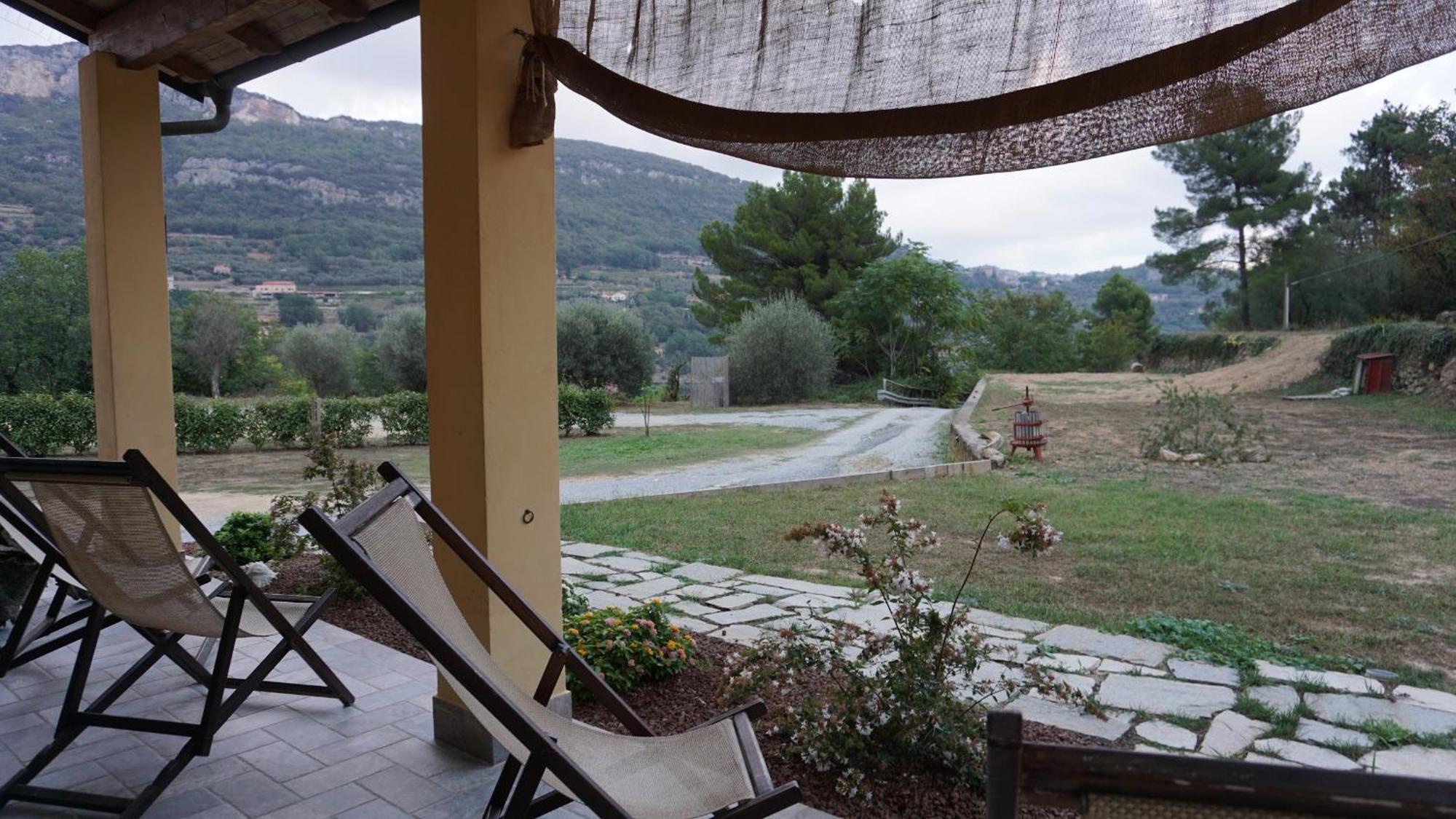 피날레리구레 I Campi Di Lino B&B 외부 사진